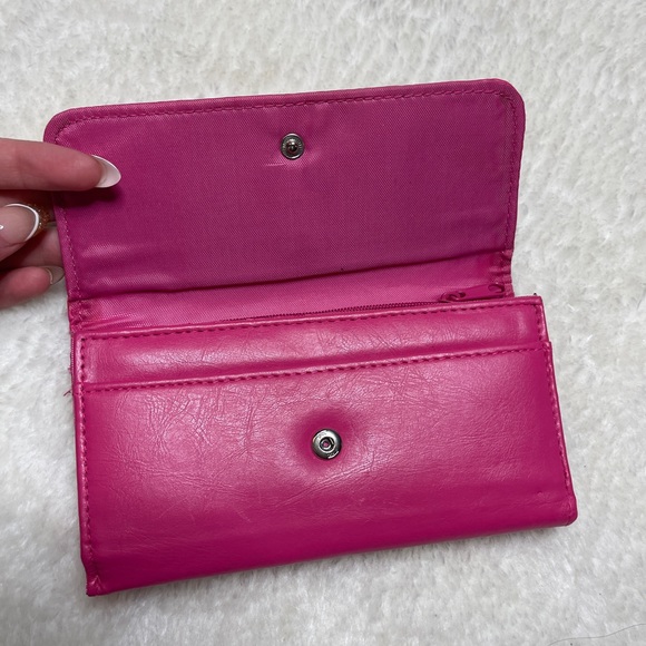 Claire’s Pink Bow Wallet - Picture 11 of 11